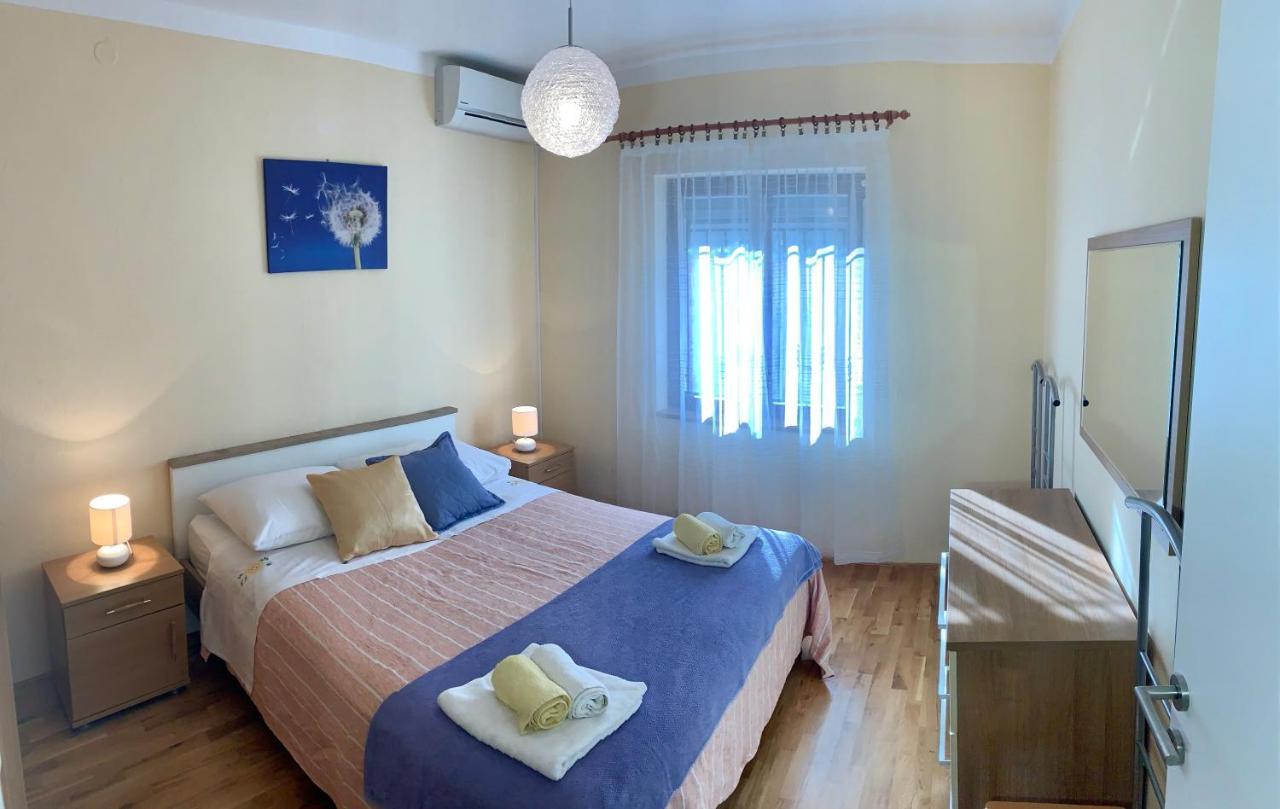 Duplex Apartment With Private Swimming Pool بريكو المظهر الخارجي الصورة