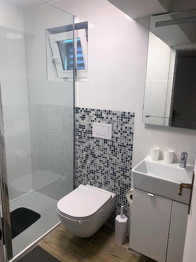 Duplex Apartment With Private Swimming Pool بريكو المظهر الخارجي الصورة