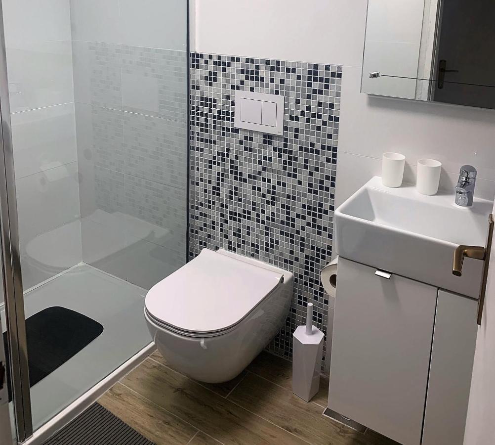 Duplex Apartment With Private Swimming Pool بريكو المظهر الخارجي الصورة