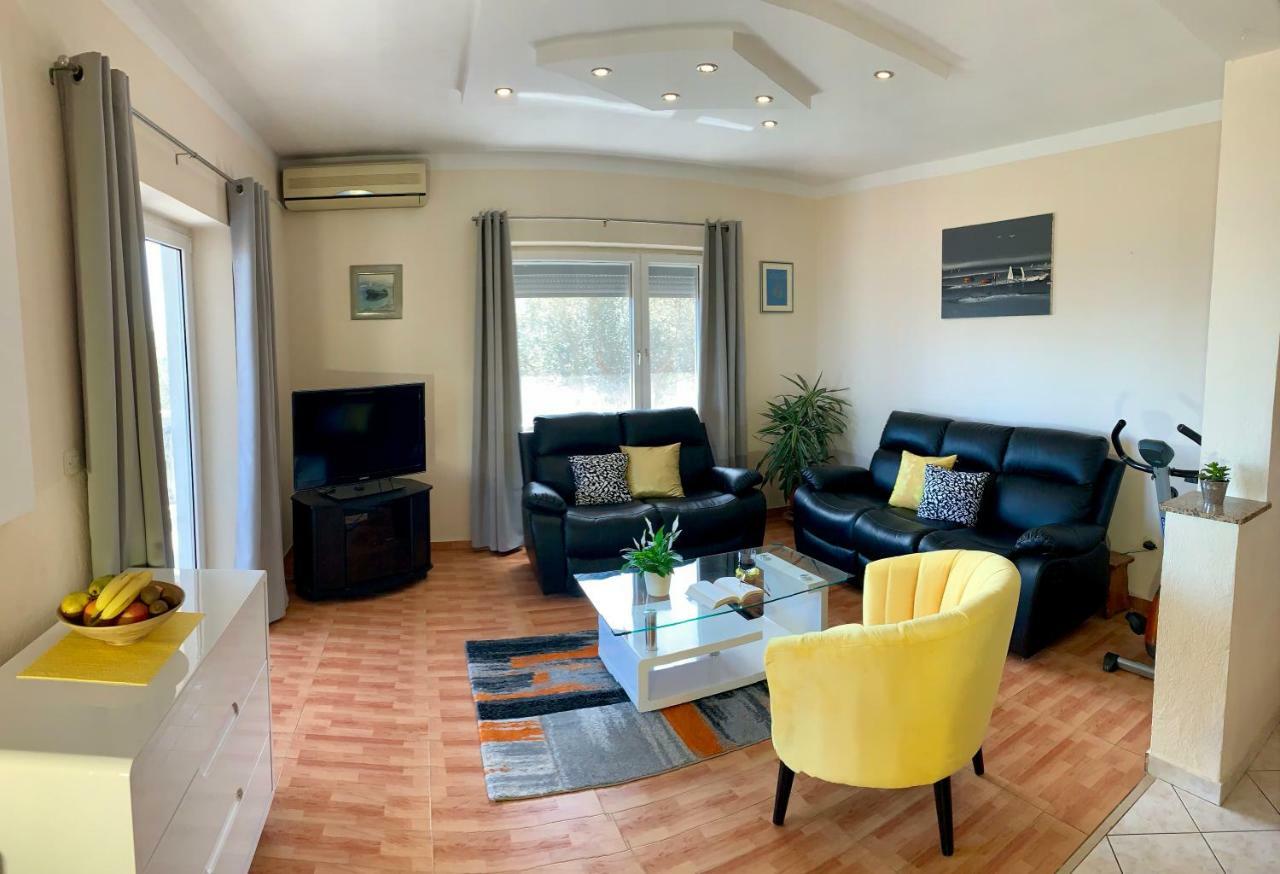 Duplex Apartment With Private Swimming Pool بريكو المظهر الخارجي الصورة
